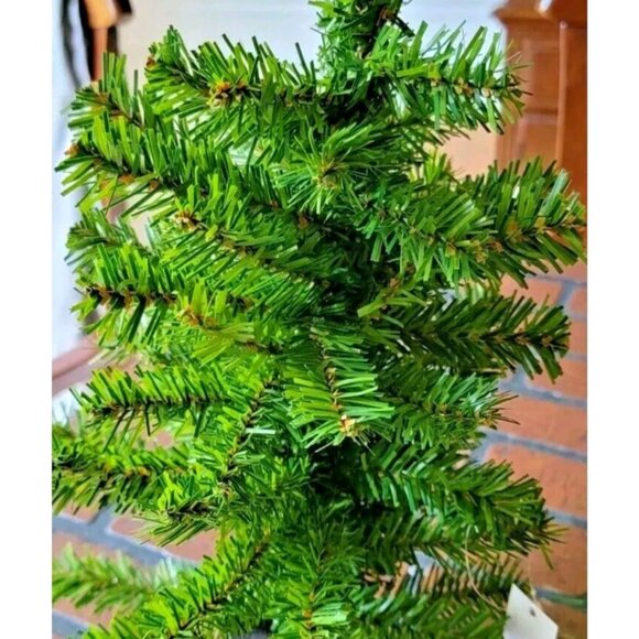Christmas Tree 14 In Pine Green Table Top Tree Home Desk Artificial Pine 61 Tips - Picture 3 of 7